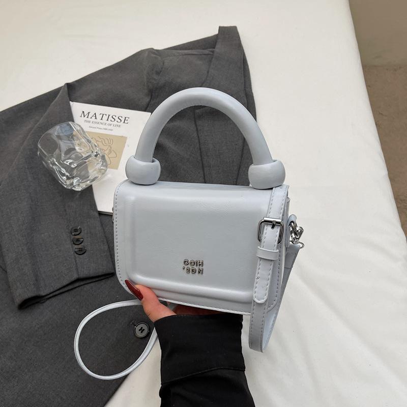 Simple and High-end Portable Small Square Bag 2025 Spring and Summer New Niche Trend Fashion Casual Versatile Shoulder Women's Bag