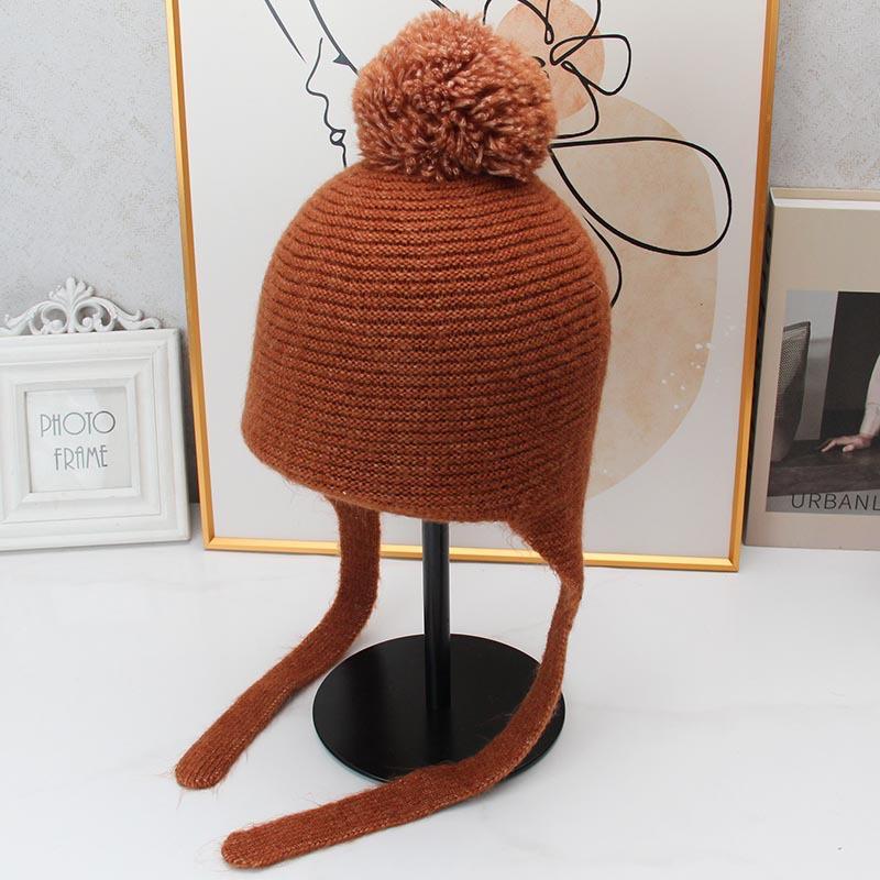 Cute hairball lace-up ear hat retro knitted wool hat autumn and winter outdoor cold-proof face little Lei Feng hat