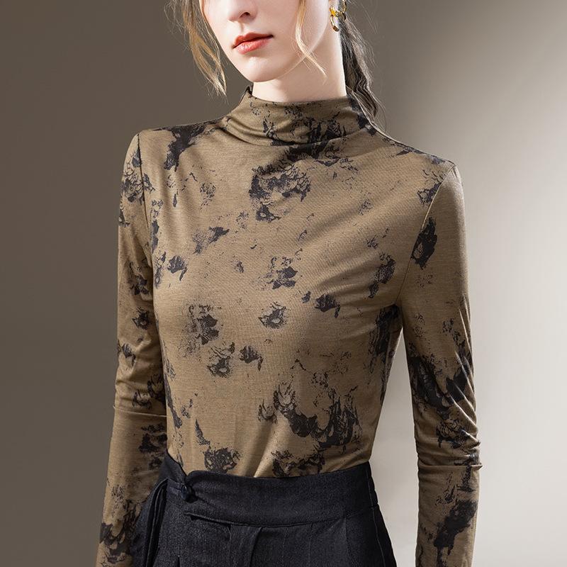 Women's Autumn and Winter Half High Neck Vintage Printed Temperament Inner Waist Tops