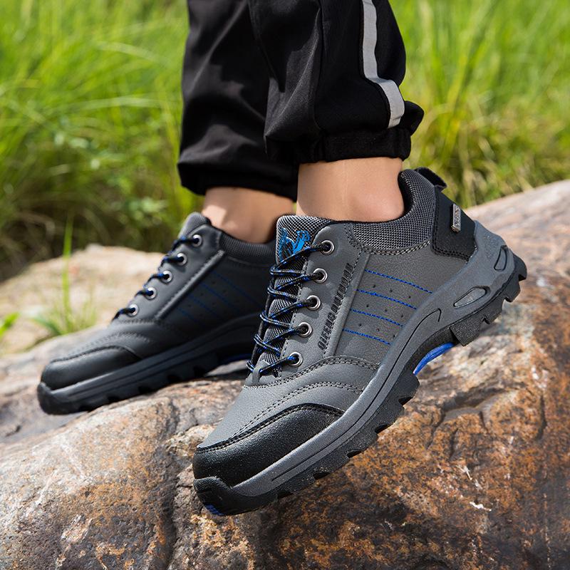 Men's and Women's Non-Slip Hiking Shoes - Plus Size, Autumn/Winter, Velvet-Lined