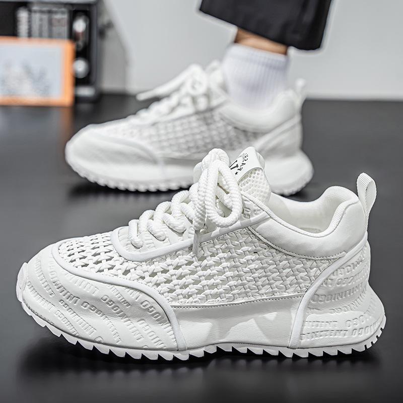 Men's shoes summer new hollow mesh breathable sports and leisure shoes student running thick sole heightening little white dad shoes