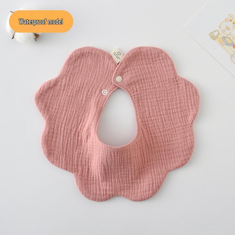 Dwustronny, wodoodporny śliniaczek dla niemowląt w stylu koreańskim z płatkami, wykonany w 100% z gazy bawełnianej