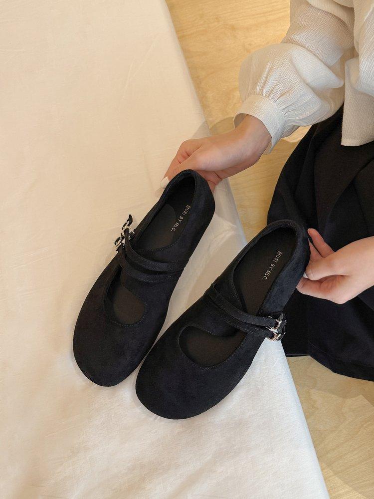 

Retro Mori literary and artistic style frosted leather Mary Jane shoes one-word buckle with shallow mouth round head flat-bottomed ballet single s 40 чорний