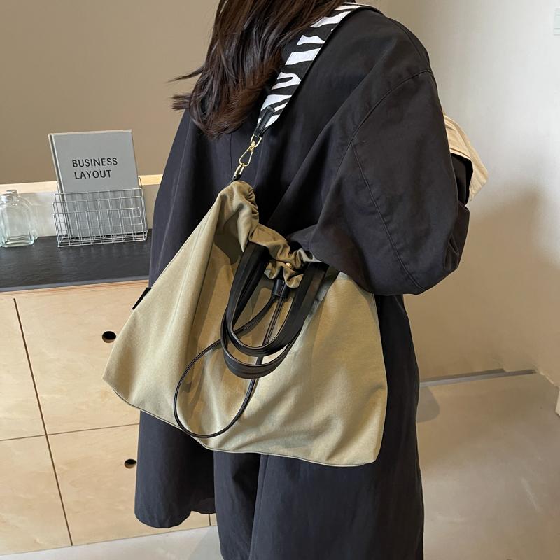 Большая вместительная сумка-ведро с завязками на шнурке женская сумка через плечо сумка — фото 8