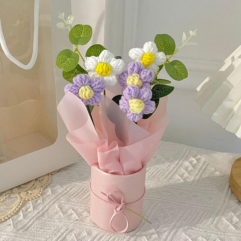 

New Year s Day Gift Knitted Puff Flower Mother s Teacher s Day Knitted Handheld Bouquet Party Handmade Gift Friends Relatives 1pc фиолетовый