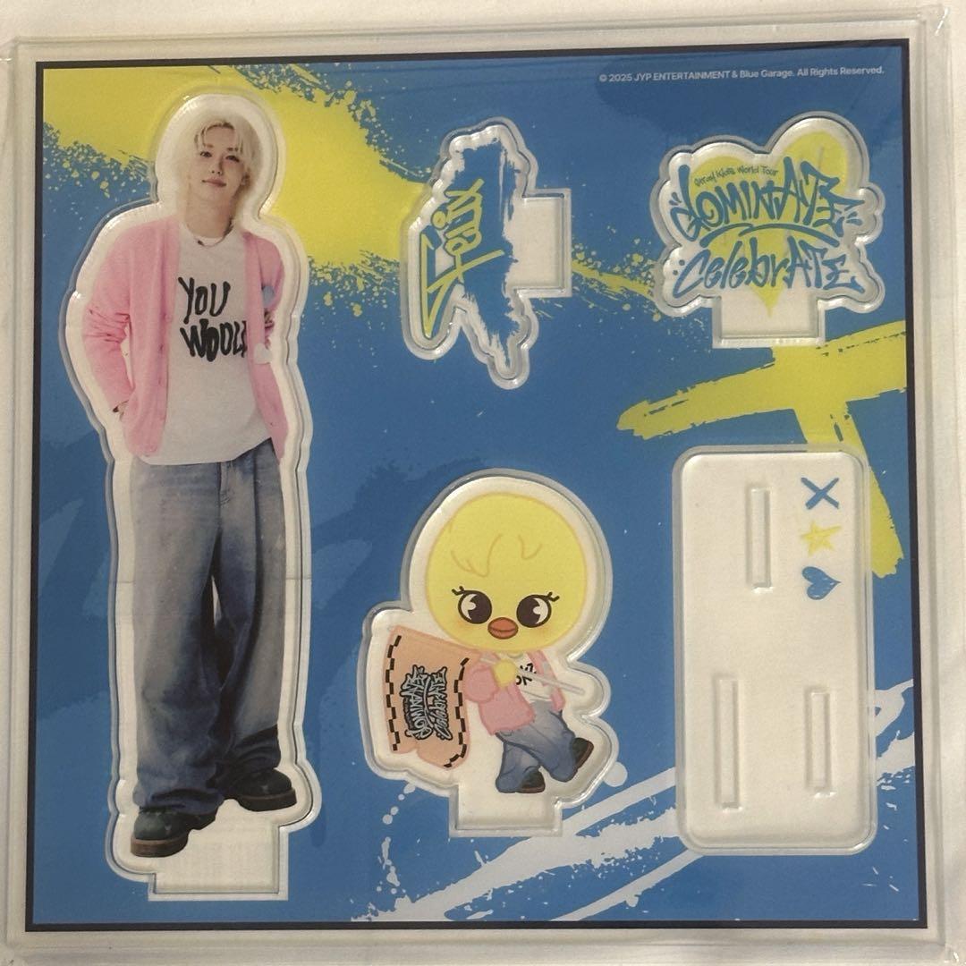 

[USED] Stray Kids Pop-Up Dominate Acrylic Stand Felix
