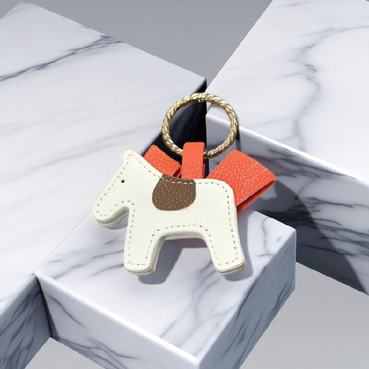 Magnetic Hat Clip Luggage Hat Clip Multifunctional PU Backpack Luggage Hat Companion Clip Suitable for Travel Luggage