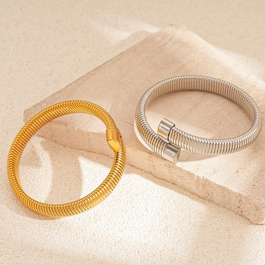 Metallic Stainless Steel Serpentine Elastic Opening Bracelet Personality Temperament Fashion Jewelry