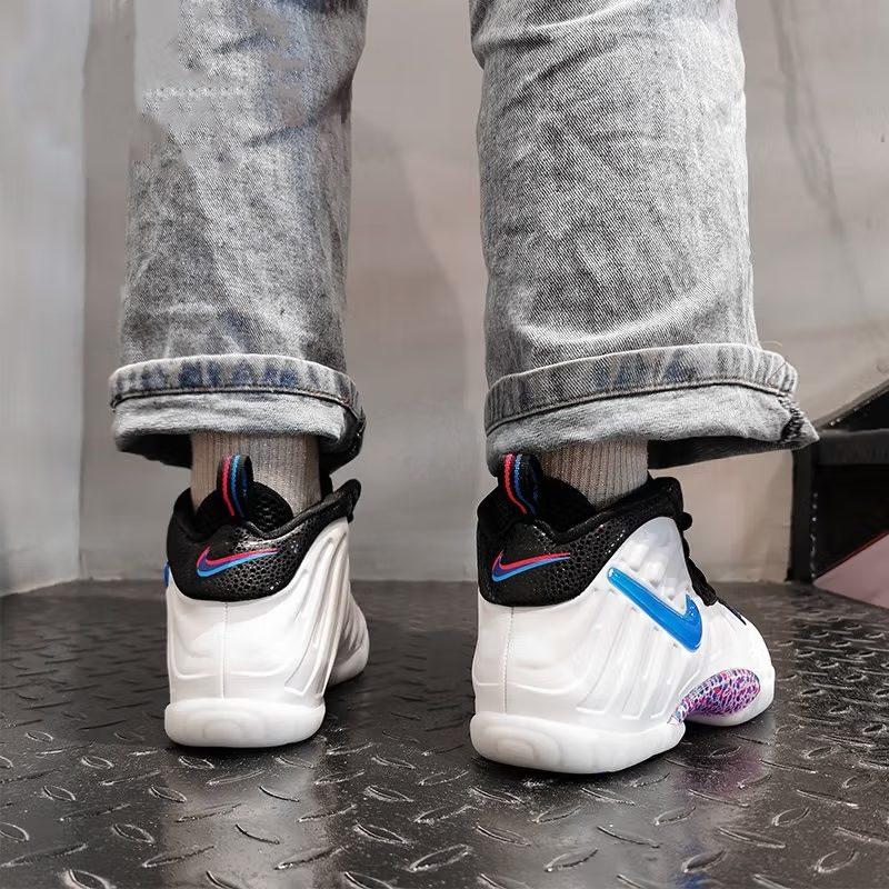 Nike Air Foamposite Pro 3D GS 644792-102