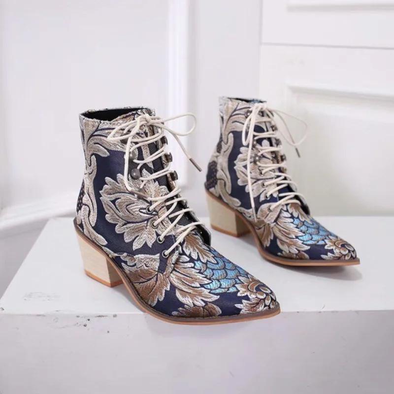 New Thick Heel Lace-up Women's Shoes Embroidered 35-43 Plus Size Fashion Retro Warm Short Boot Botas Femininas