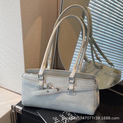 Niche Texture Baguette Bag Underarm Bag Women's 2025 New Trendy High-end Commuter Portable Pillow Bag Shoulder Bag
