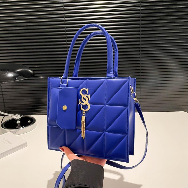 

Retro Chic Pu Handbag Stylish Small Square Bag For Trendy Everyday Use In Black White Blue Brown синий