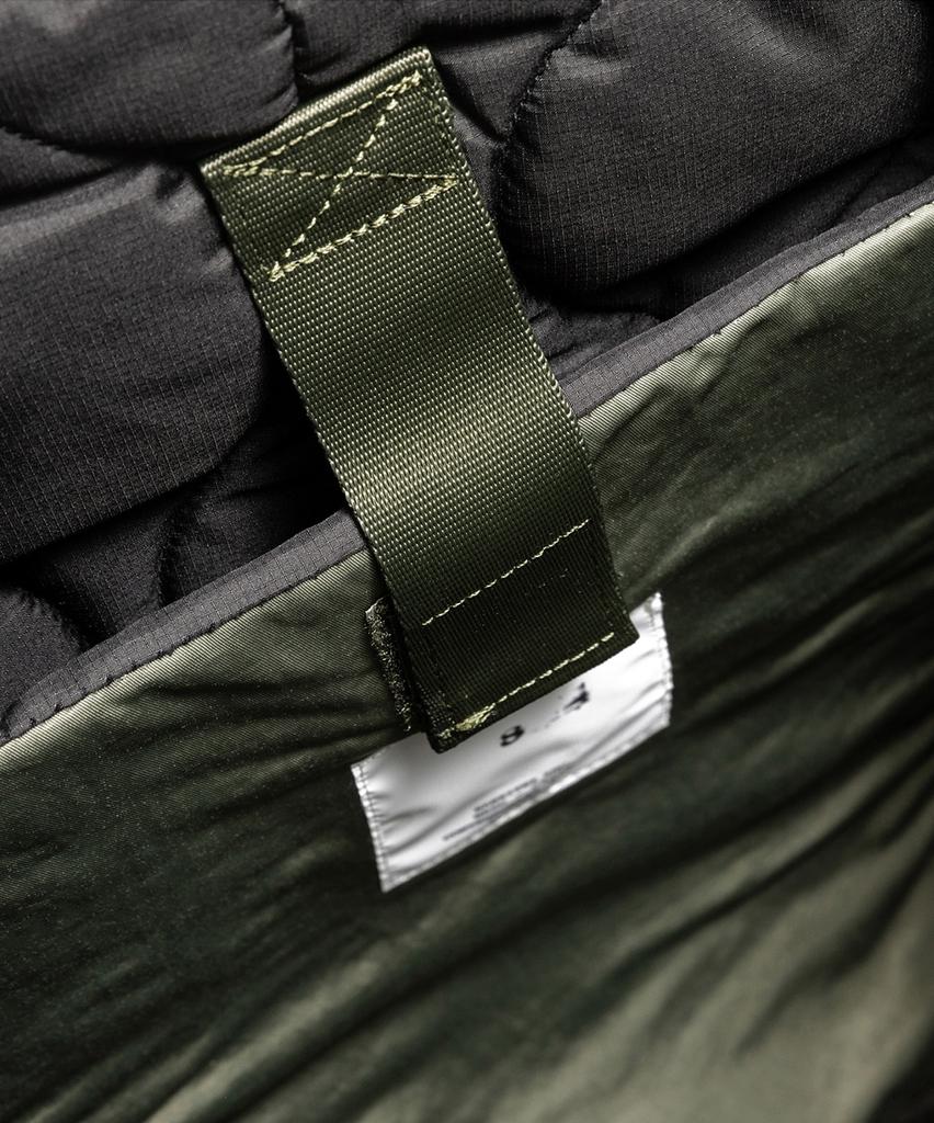Kaneitei Rome Helmet Bag L (Olive Drab) / Recycled