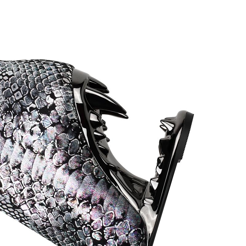 Fashion Women's New Spring and Autumn Pointed Tiger Tooth Heel Snake Pattern Zipper and Calf High Heel Plus Size Short Boots
