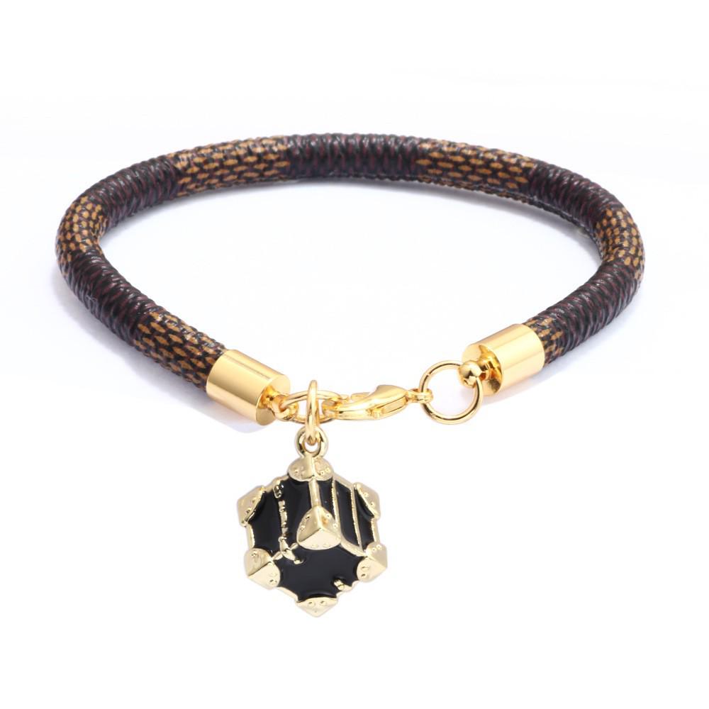 High-End Fashion Stripe Leather Bracelet with Gold-Plated Metal Accents