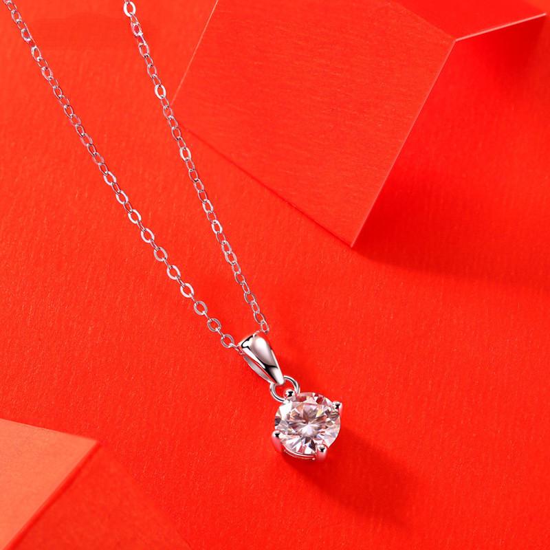 Necklace S925 Silver 1 Carat D Color Moissanite 4 Prong Pendant Simple Female Clavicle Chain Exquisite Beautiful Fashion Jewelry