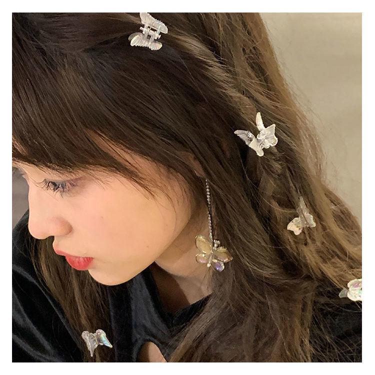 Iridescent Mini Butterfly Hair Claw - Sweet Hair Clip for Girls, Ideal for Bangs and Stylish Japanese & Korean Hair Accessories.