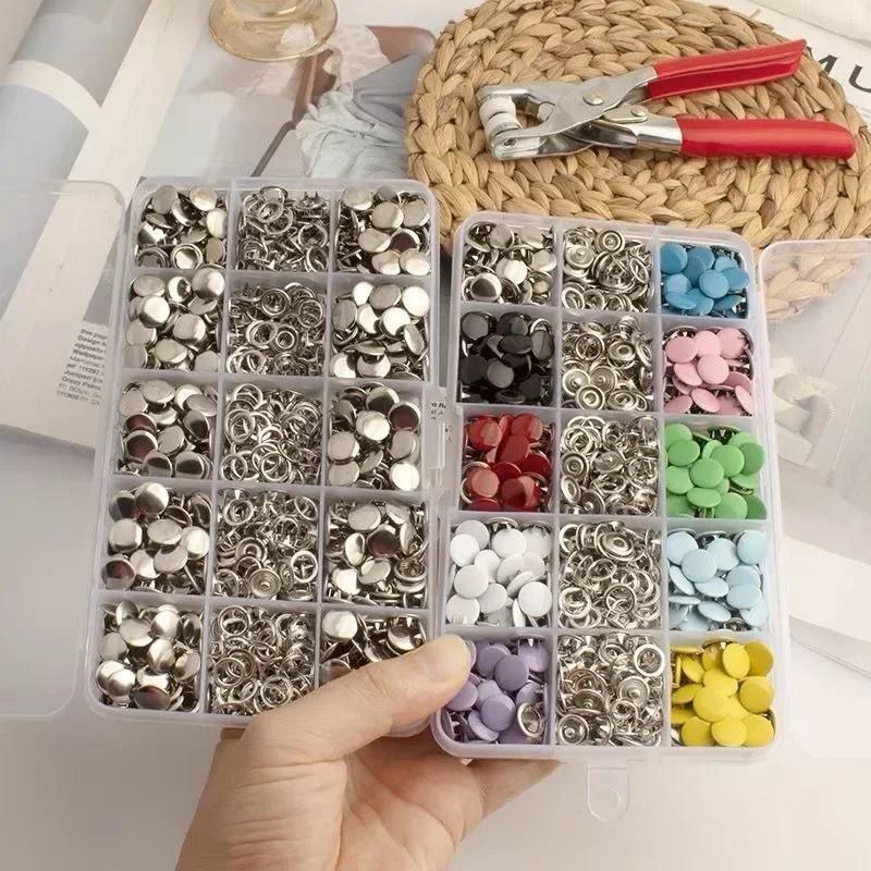 100pcs Metal Prong Snap Fasteners Buttons Solid Hollow Press Button Studs With Pliers Tool Kits For Clothes Bags Garment Sewing