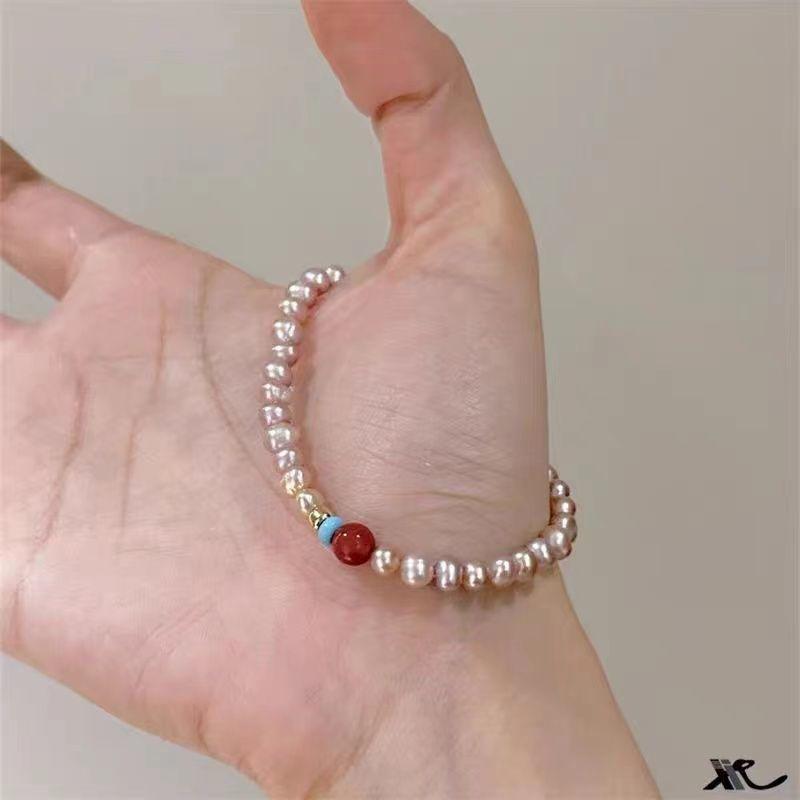 Retro-Inspired Luxury Pearl Beaded Bracelet for Women – Niche, Exquisite, Versatile Fashion Accessory for Best Friends