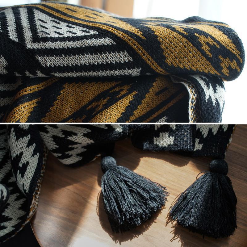 Boho pletená vlněná pohovka a postelová deka