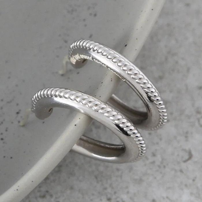 WGCA Twisted Bold Ring Earrings_2 Colors