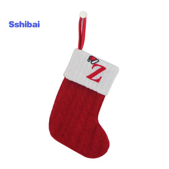 Kalėdinės kojinės, išsiuvinėtas laiškas su pakabinama virve, puikaus darbo kalėdinės kojinės, šventinis kalėdinis papuošimas