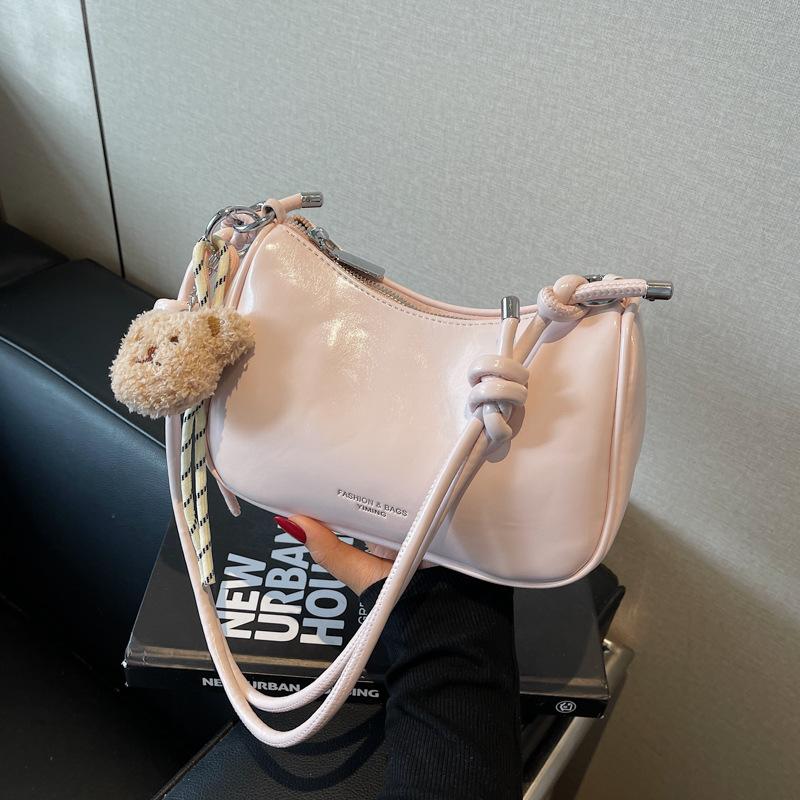 High-end Niche Bag Women's Autumn and Winter New Retro Shoulder Messenger Bag Casual Commuter Dumpling Bag