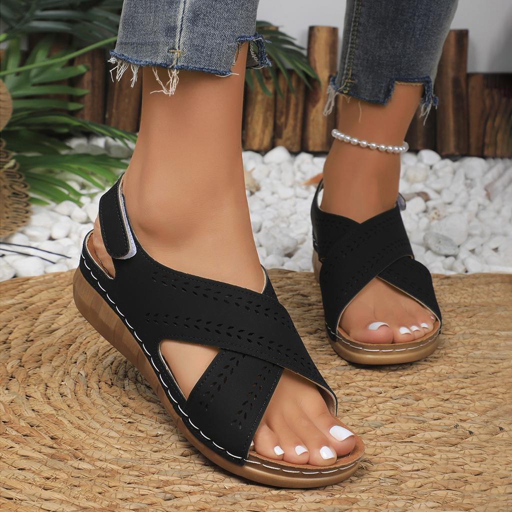 Mode Damen Sandalen 2025 Sommer Neue Keile Mode Peep Toe Sandalen Damen Hohl Plateau Outdoor Hohe Absätze Sandalias De Mujer