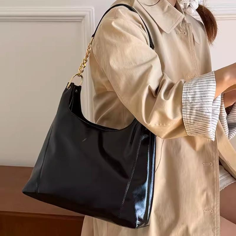 Retro Chain Glossy PU Leather Women's Shoulder Bags Simple Solid Color Ladies Armpit Bag Casual Versatile Female Messenger Bag