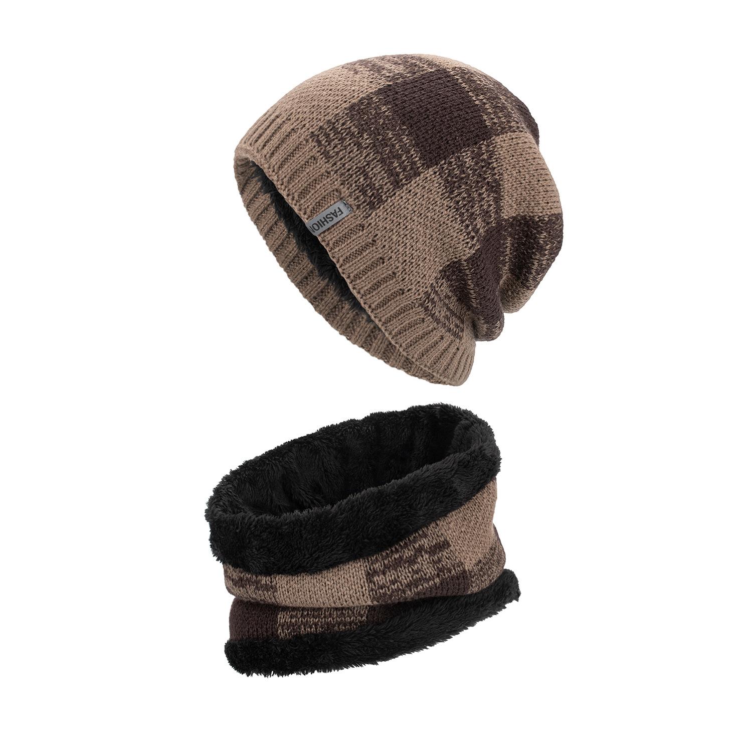 

Осенне-зимний комплект из теплой вязаной зимней шапки в клетку, свитера, шапки и шарфа хаки