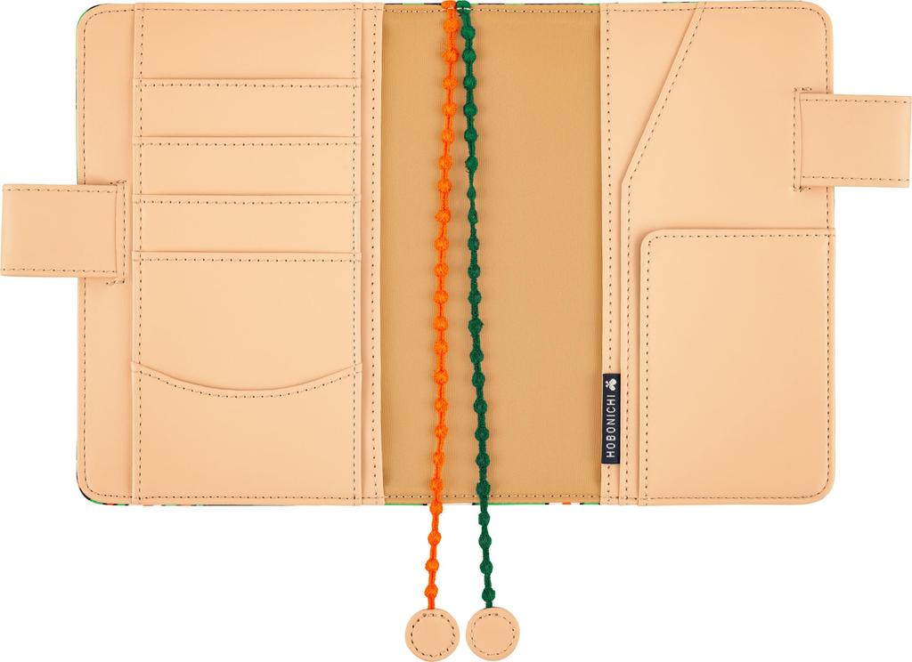 Hobonichi Techo Original Notizbuchhülle Mina (A6) Schmetterling/Hütte