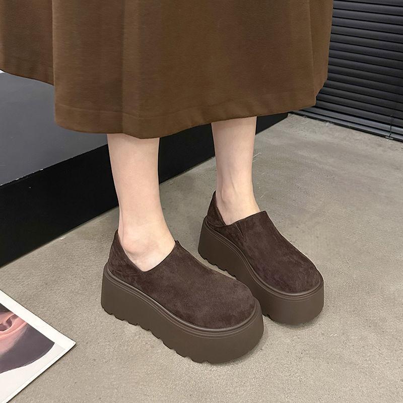 

Versatile thick-soled heightening Birkenstock bag head half slippers outer wear women s 2024 autumn and winter new one-pedal lazy Boken shoes 35