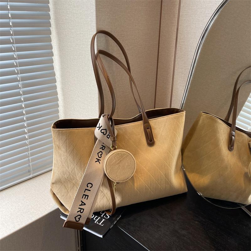 Retro bag women's large capacity 2025 new high-end versatile casual shoulder work tote bag