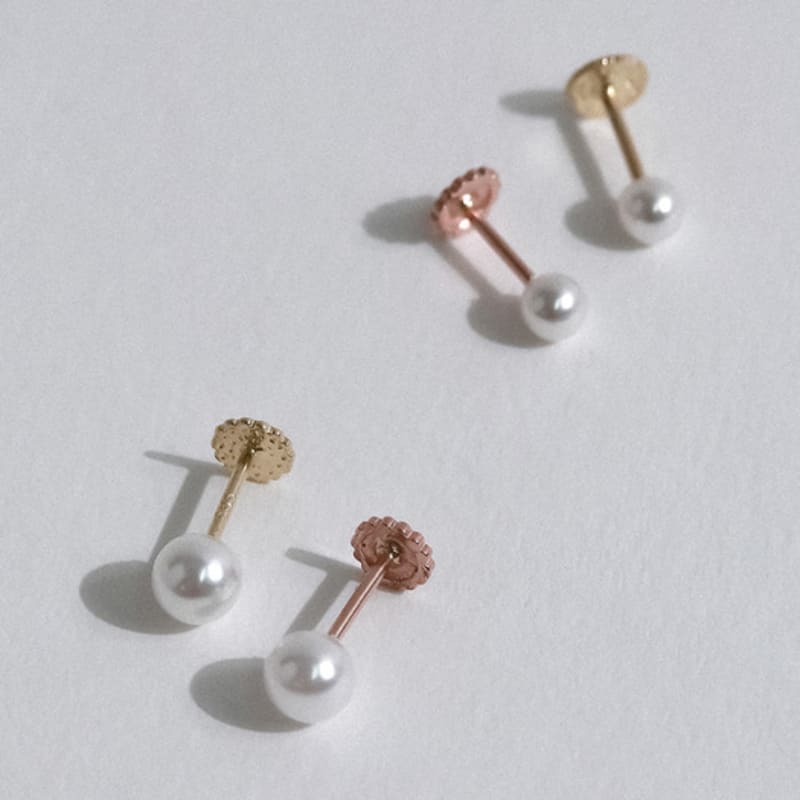 JEWNEL 14K Milk Pearl Labret Piercing (2 sizes)