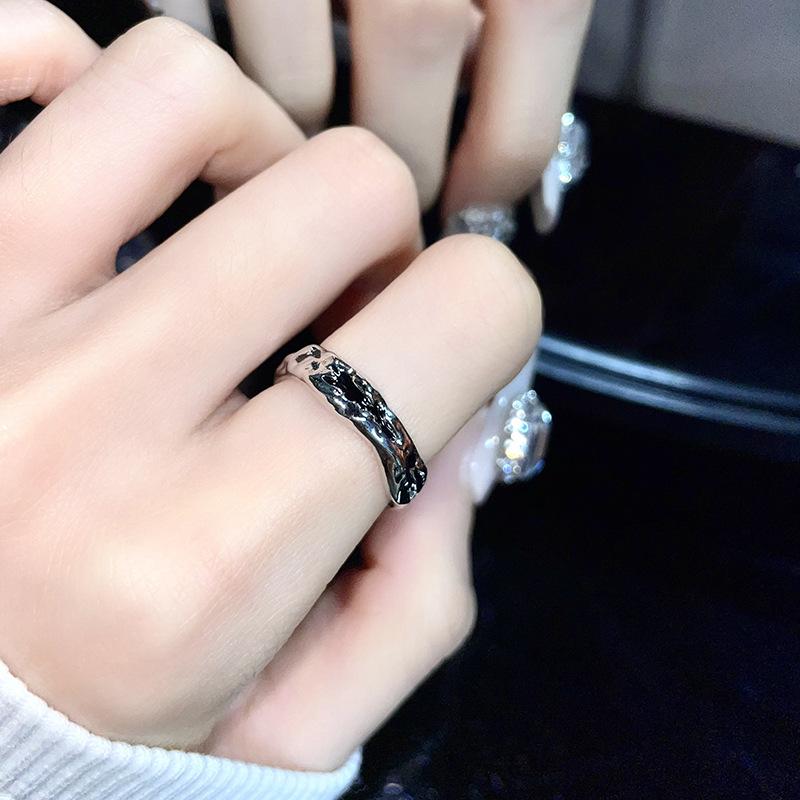 Niche Heavy Industry Dark Exaggerated Fashion Couple Ring Female Cold Wind Advanced Sense Personality Retro Index Finger Ring