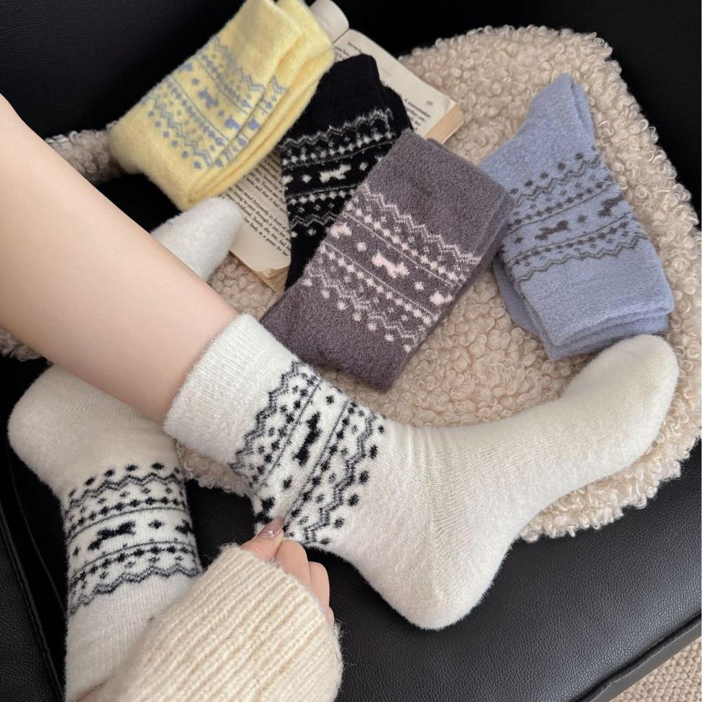Fair Isle Puppy Bow Mid-Calf Wool Socks - Cozy Autumn/Winter Japanese Style Women's Warmth