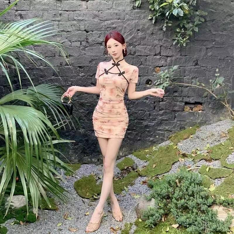 New Chinese-Style Cheongsam with Pleated Frog Button & Hollow-Out Design - Short, Hip-Hugging, Sexy Dress.