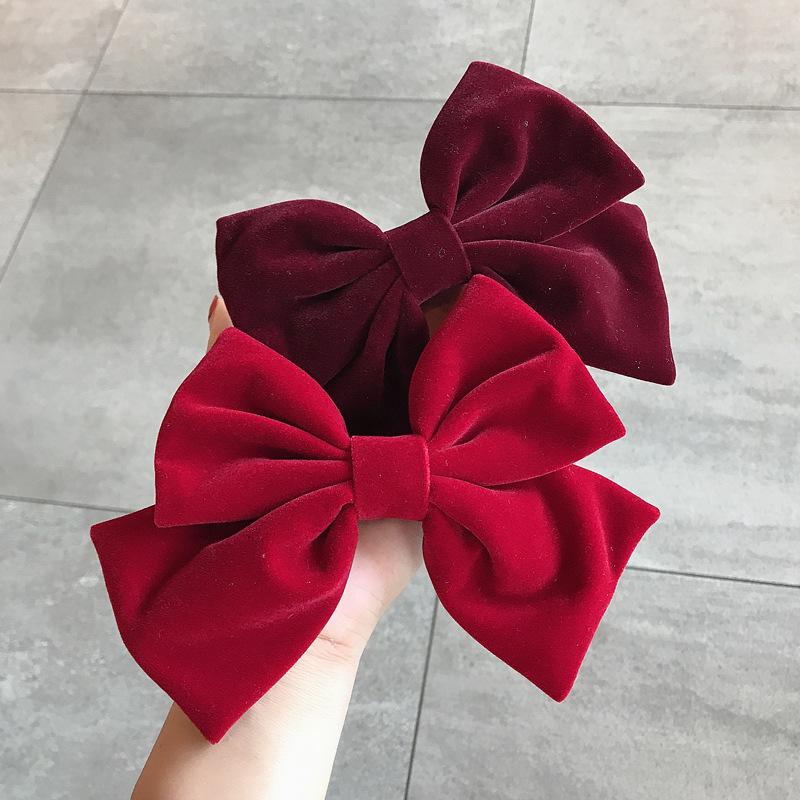 Korean Velvet Bow Hairpin for Women - Stylish Head Accessory, Top Clip, Elegant Hairpin