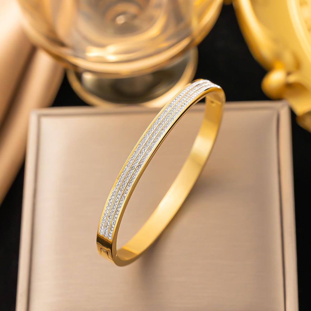 Bracciale da donna in acciaio al titanio con diamanti, placcato oro, non sbiadisce, intarsio di zirconi, alta gamma, semplice, versatile gioiello in acciaio inossidabile