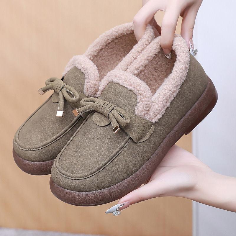 Cotton Shoes Women's New Winter Fleece Thickened Warm Snow Boots One Kick Mother Shoes Thick-soled Versatile Warm Cotton Boots