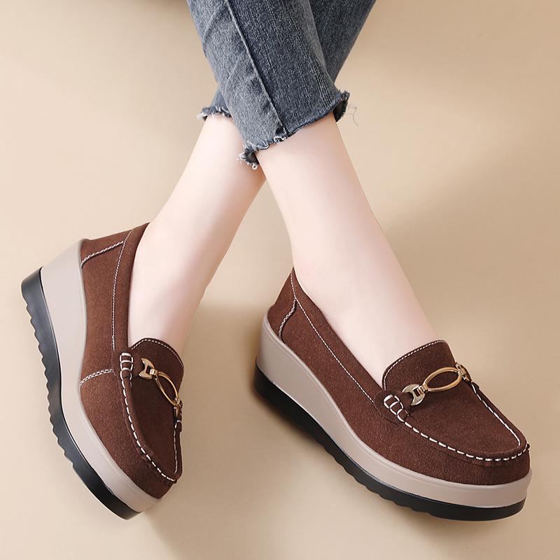 Fashion New large size women's shoes suede thick bottom set foot a slip-on sponge bottom mother shoes casual sports women's shoes