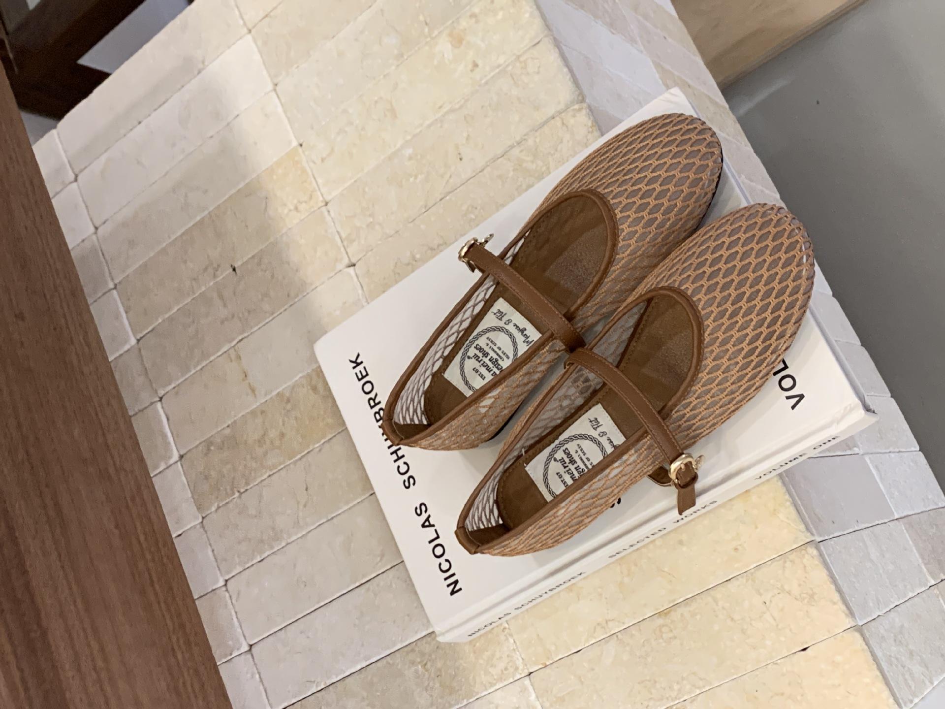 Women s Flat Cut-Out Summer Sandals - Perfect for Daily Wear 35 коричневый