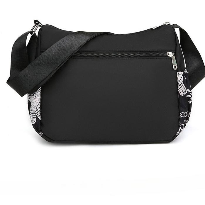 Women Elephant Print Crossbody Bag Multi Pocket Shoulder Bag Large Capacity Lightweight Travel Messenger Purse Zipper Handbag