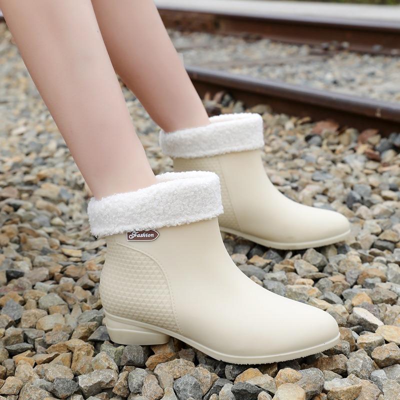 Fashion Rain Shoes Women's New Adult Outer Wear Rain Boots Work Non-slip Kitchen Rubber Shoes Medium Tube Water Shoes