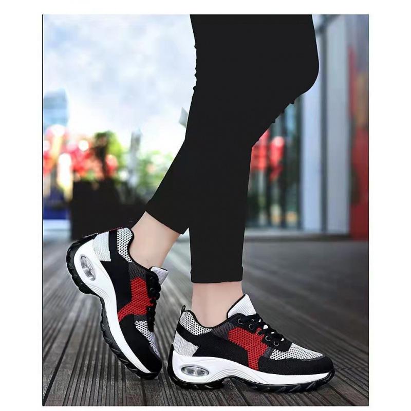 

Женские кроссовки Flyknit с низким верхом, дышащие, на шнуровке, с воздушной подушкой и увеличением высоты US 5.5 / EU 36 красный/чёрный