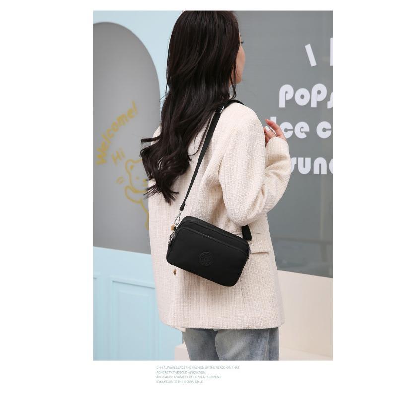New Nylon Coin Phone Bag Three-Layer Horizontal Casual Middle-Aged Mom Bag Versatile Fashion Shoulder Crossbody Bag