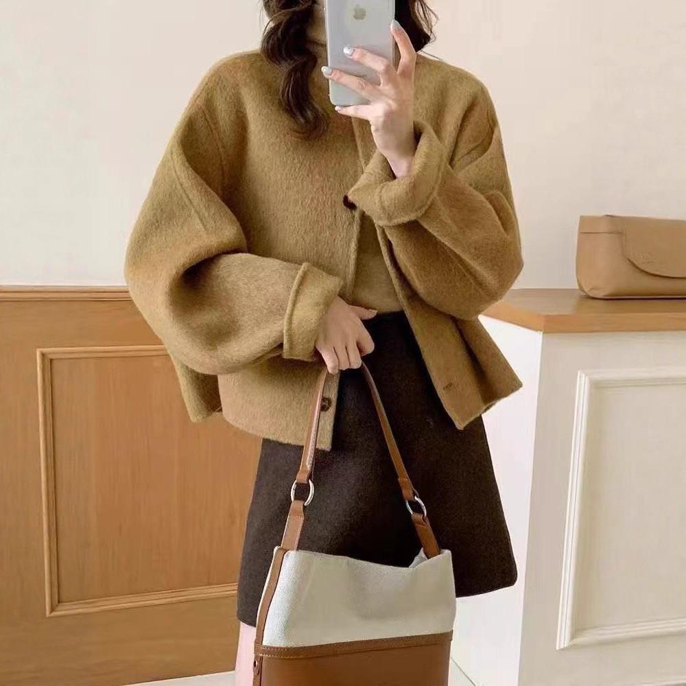 Double-Sided Wool Short Cashmere Coat - Autumn/Winter Korean Style, Petite Silhouette with Round Neck.