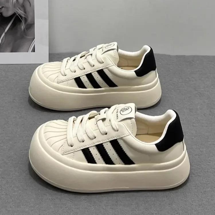 

Женские туфли на плоской подошве с толстой подошвой, повседневные кроссовки для активного отдыха, весна 2024, новые туфли-панды, классические вулканизированные туфли 40