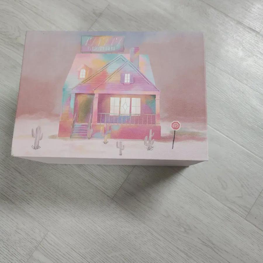 

Seventeen Распродажа Делюкс Альбомов