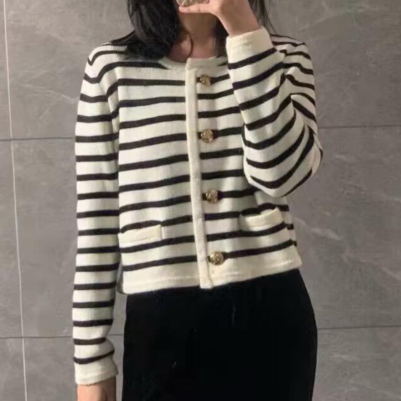 

Кардиган женский длинный винтажный топ осенняя женская одежда однобортный пуловер женский полосатый джемпер корейский стиль One Size чёрный